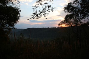 Hike to Sunset Point