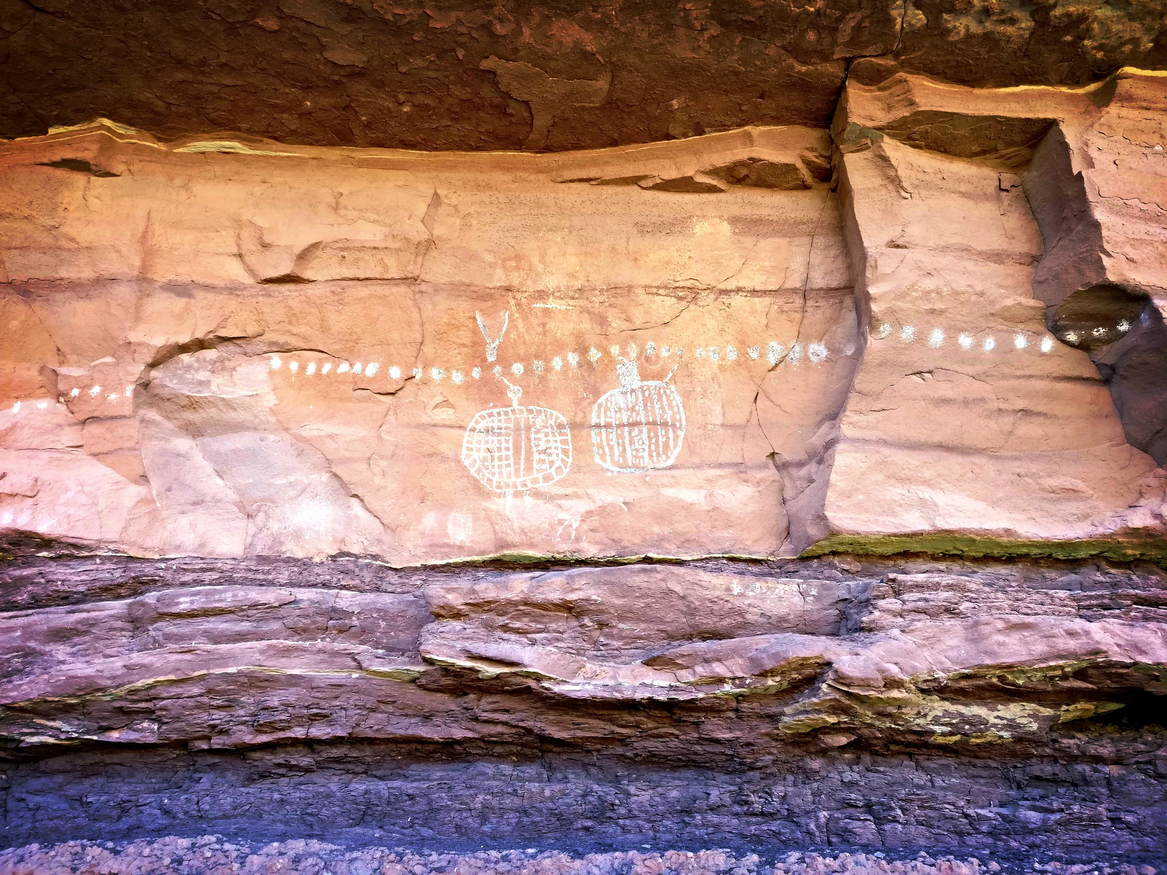 Peekaboo Trail to Salt Creek Canyon
