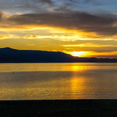 Catch a Sunset at Pyramid Lake