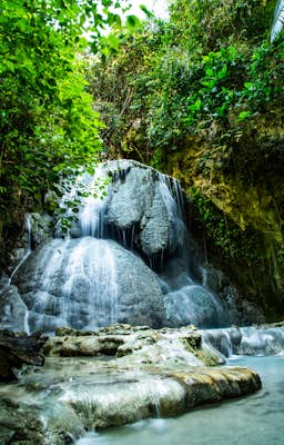 Explore Aguinid Falls