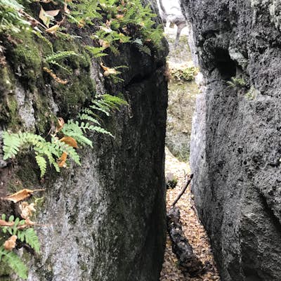 Hiking, Climbing and Bouldering at Bear Mountain