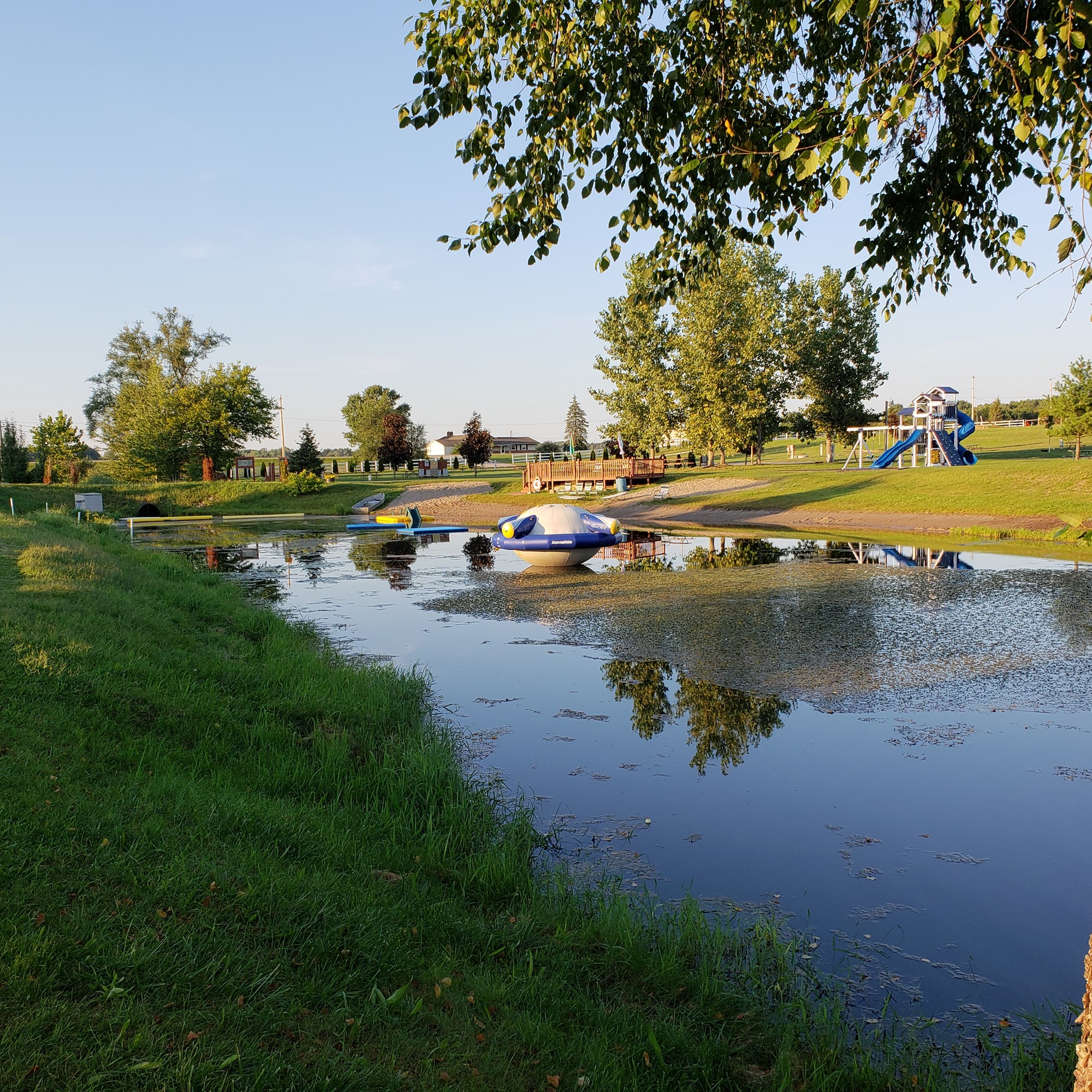Angola / Hogback Lake KOA Holiday