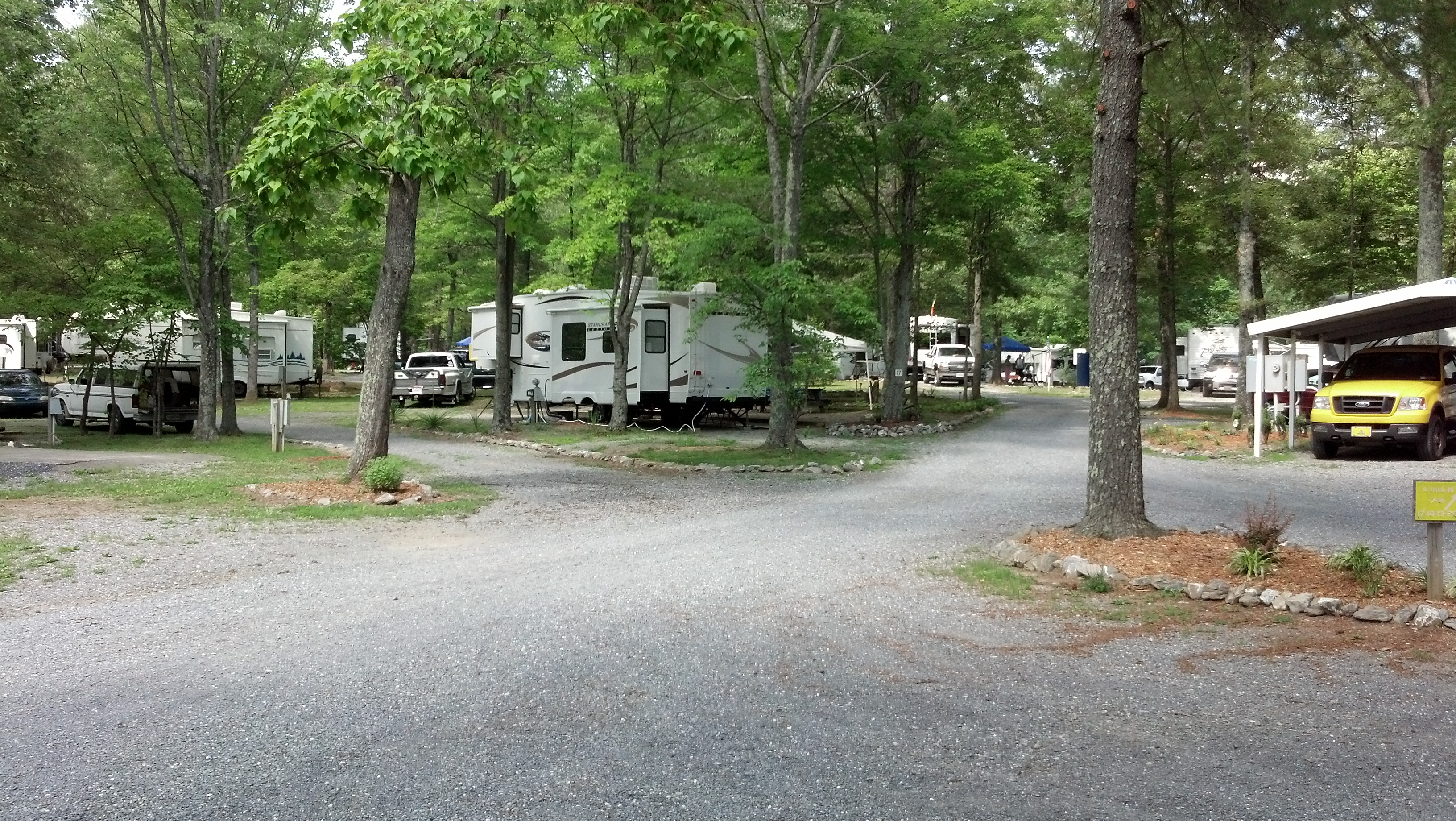 Lynchburg  / Blue Ridge Parkway KOA Holiday