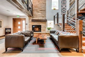 This Lodge in Boulder Is Made for the Adventurous Traveler 