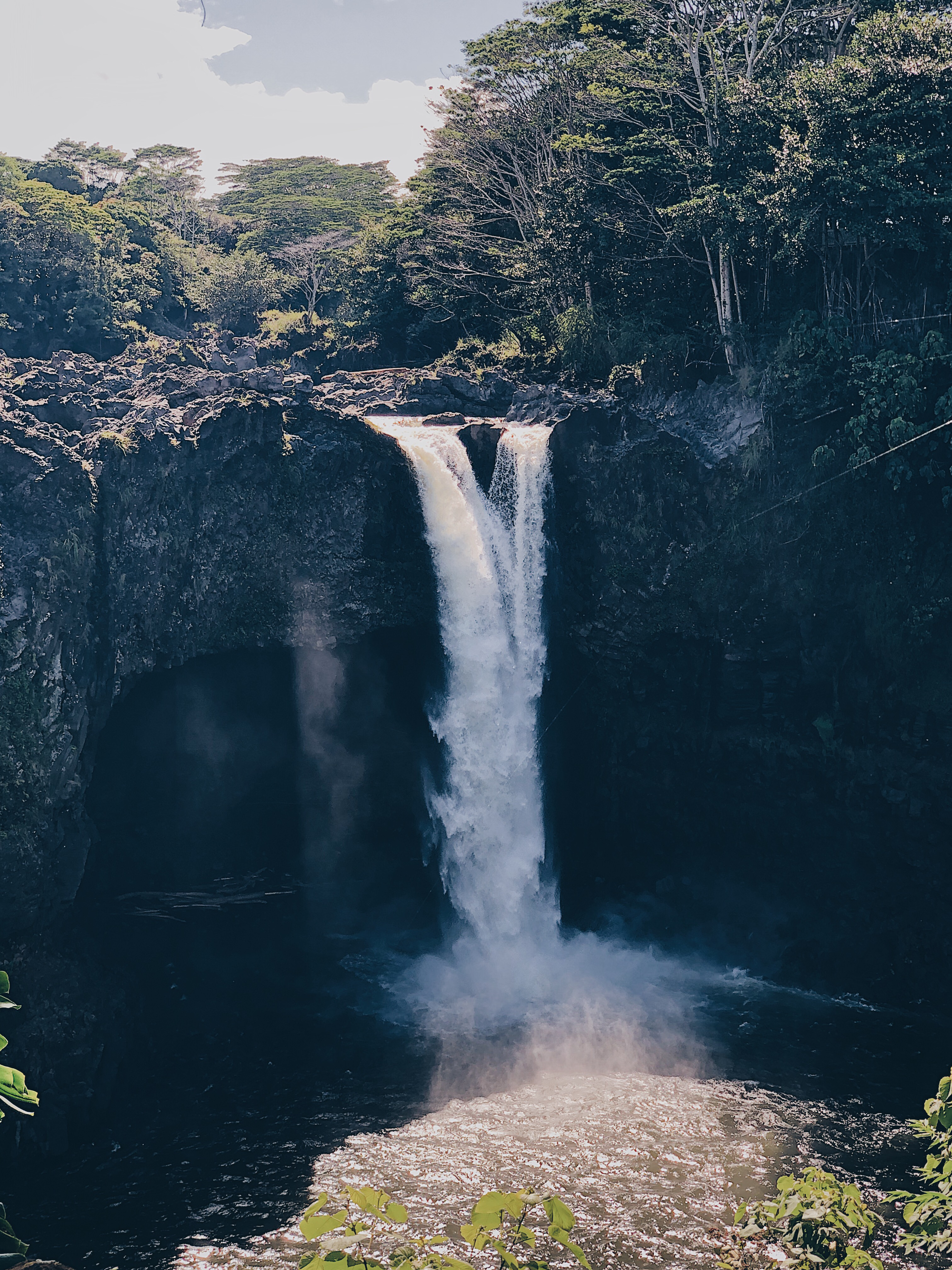 Explore Rainbow Falls