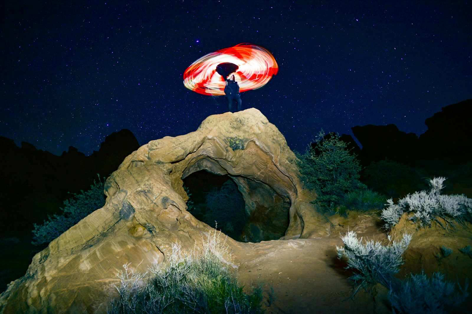 Hike Arch Trail to Babylon Arch