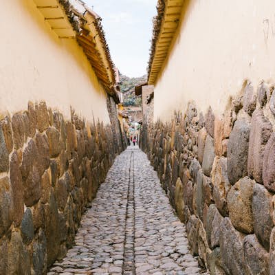 Explore the Town of Ollantaytambo