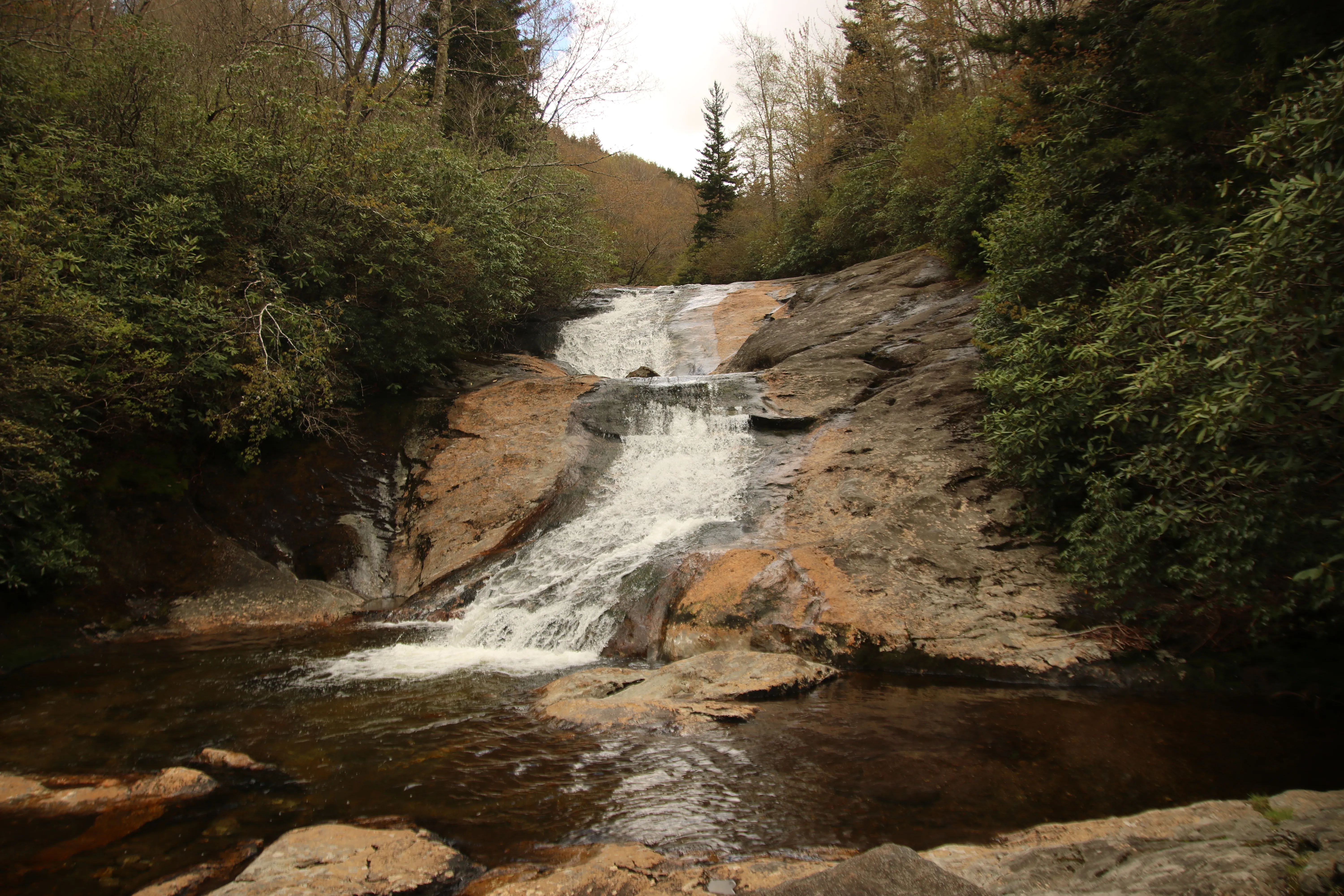 Hike to Bubling Spring Falls