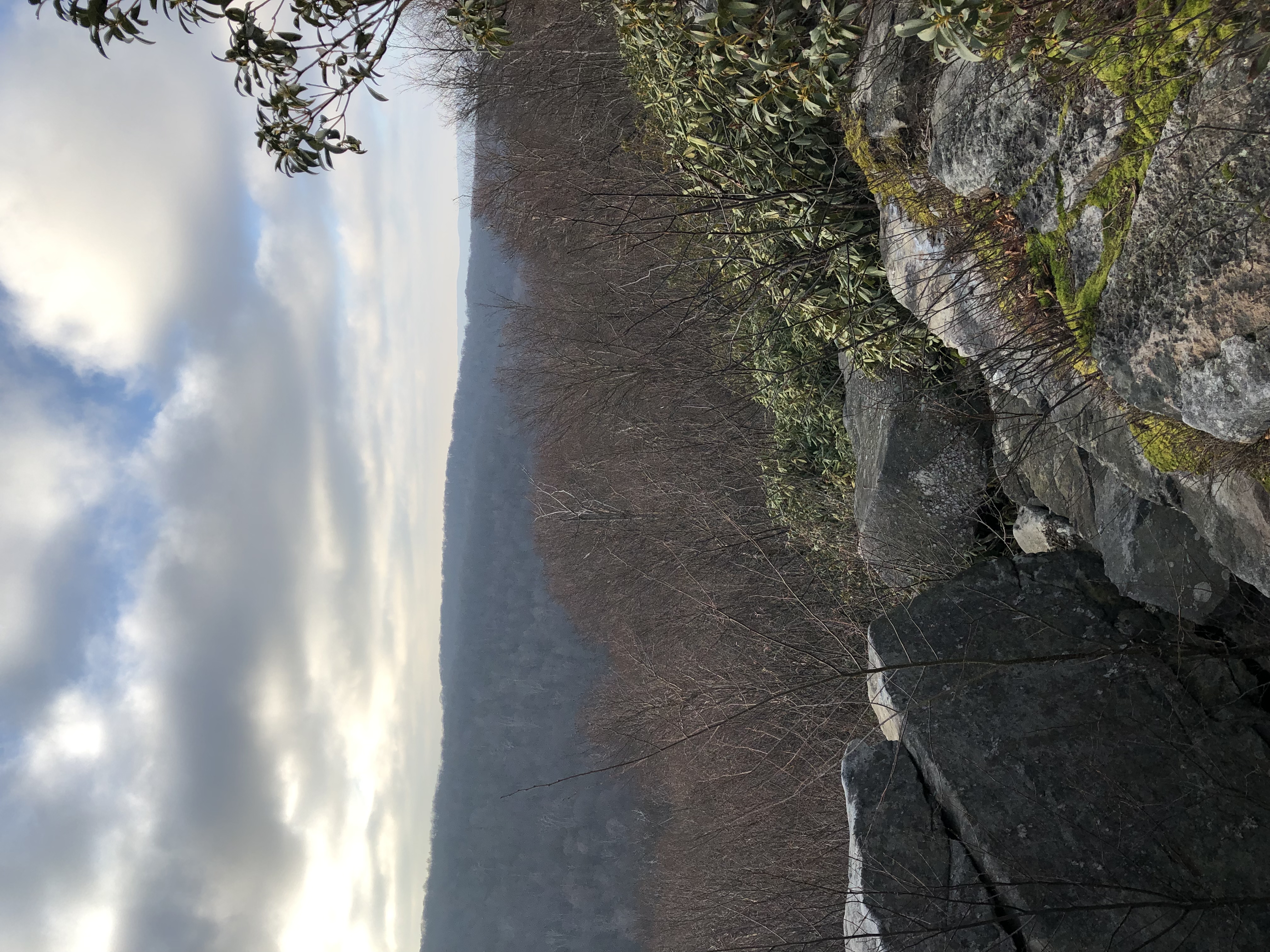 Hike to Wolf Rocks