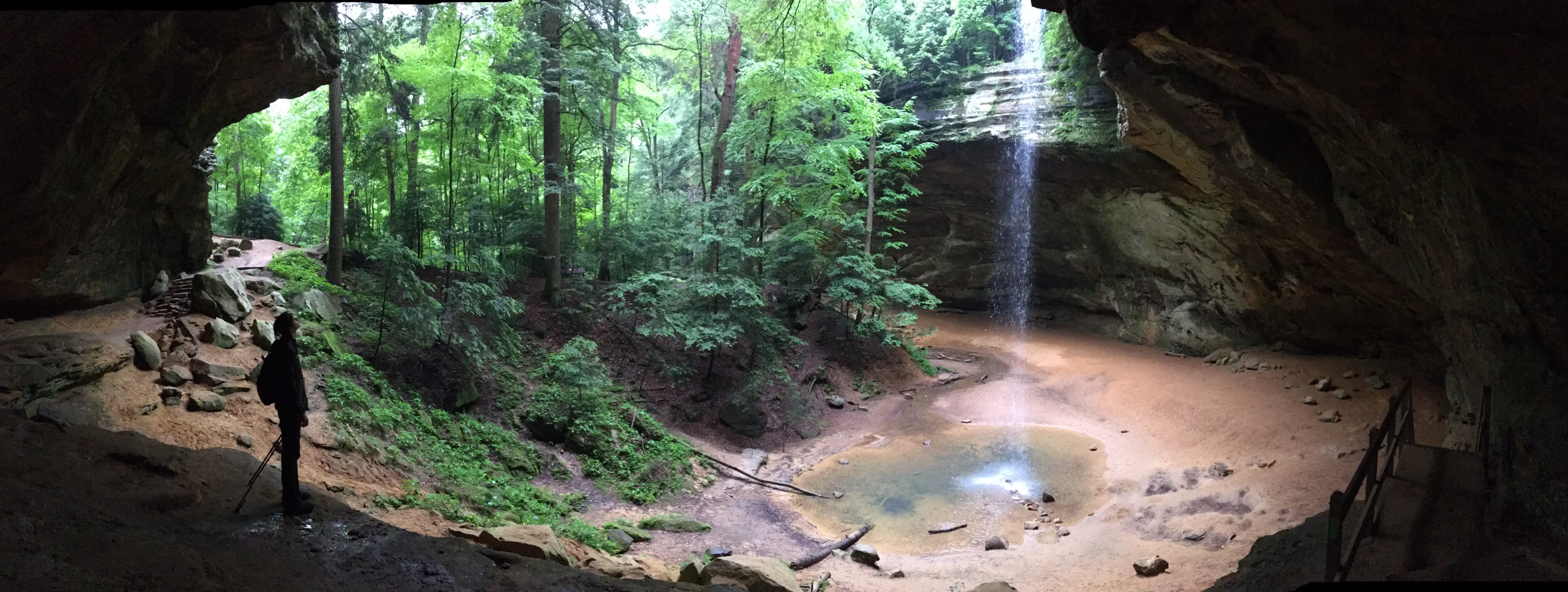 Ash Cave