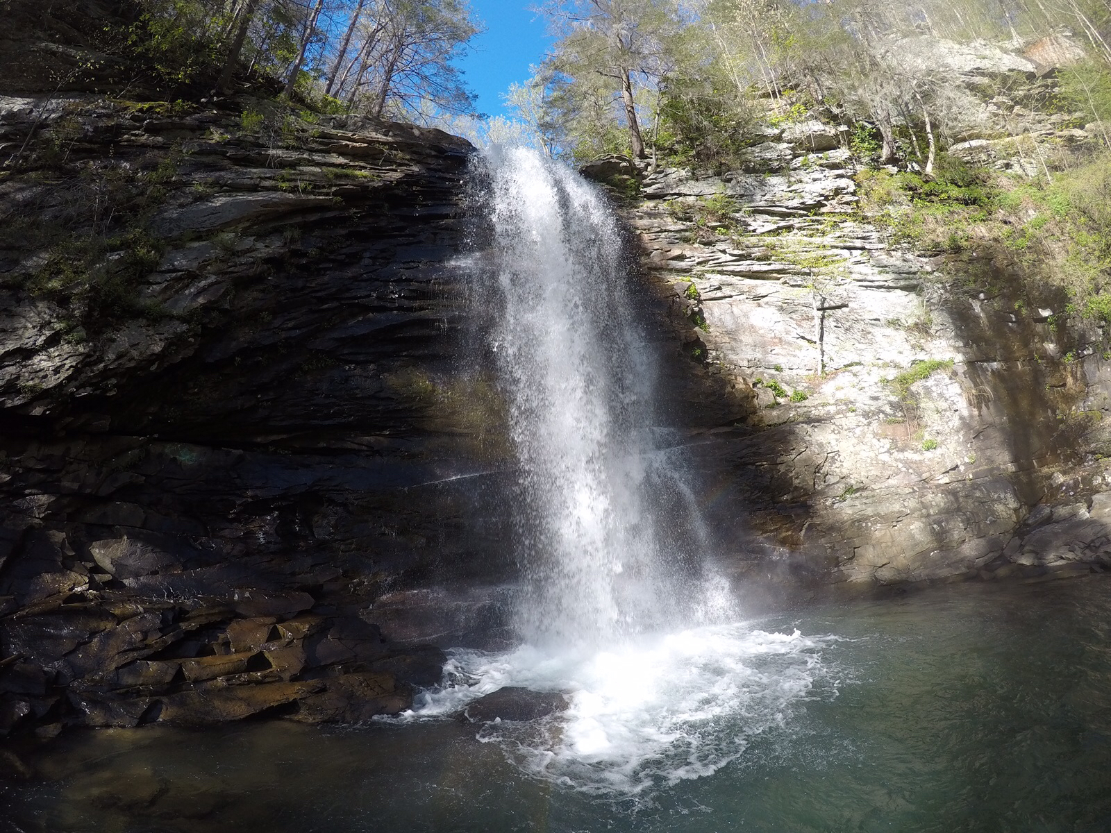 Hike to Rainbow Falls