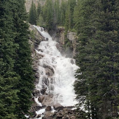 Hike to Hidden Falls, WY