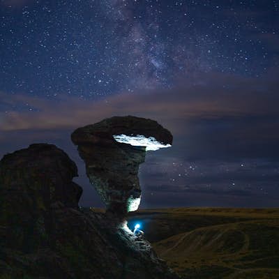 Photograph Balanced Rock at Night