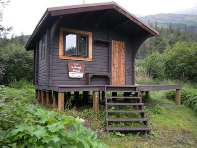 Lower Paradise Lake Cabin
