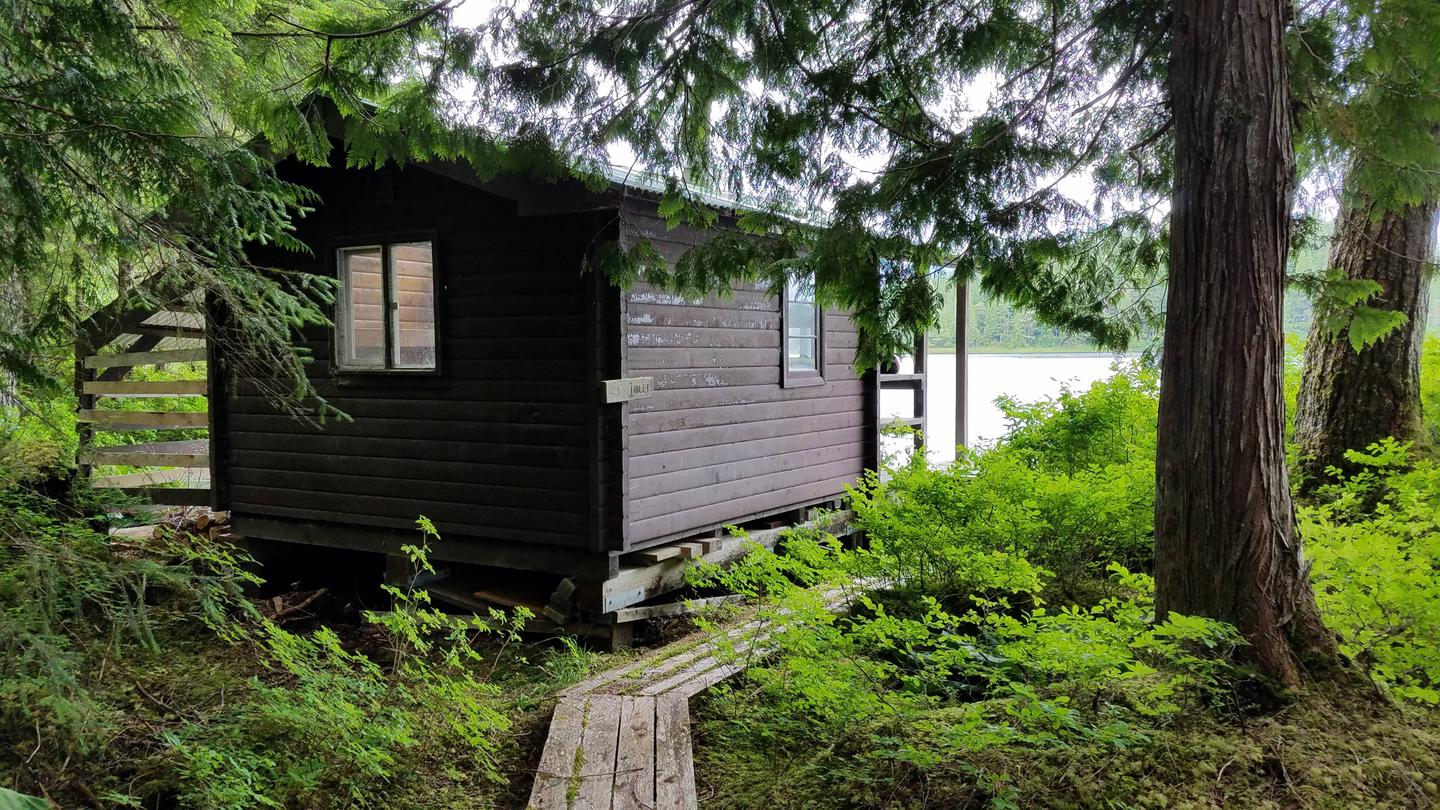 Lodging at Honker Lake Cabin in Prince of WalesHyder Census Area, Alaska