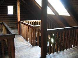 Samsing Cove Cabin
