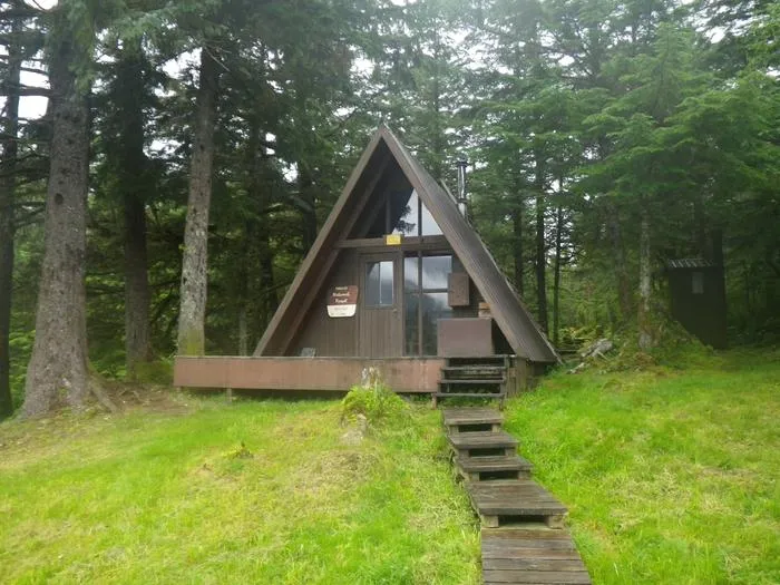 Berg Bay Cabin