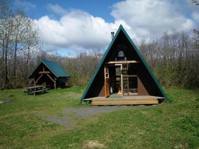 Lodging at Italio River Cabin in Yakutat, Alaska