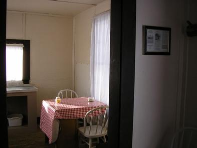 Grizzly Creek Guard Station