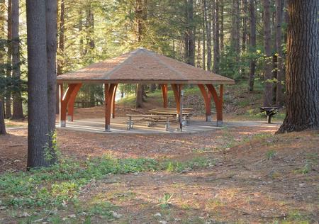 Buffumville Lake (Group Shelters)