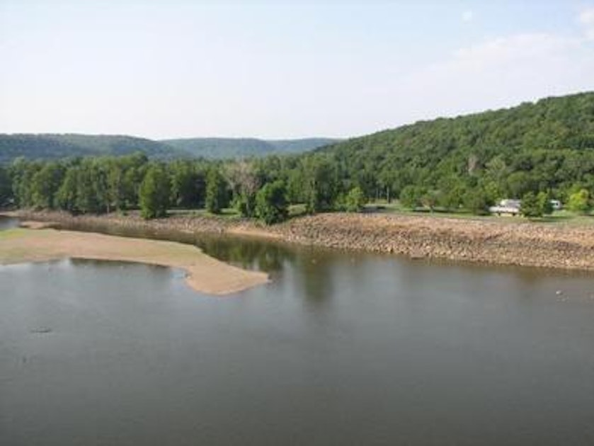 dam-site-fort-gibson-lake