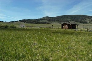 Horse Prairie Cabin