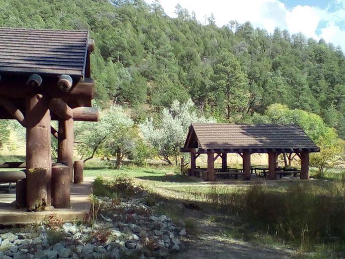 Doc Long Picnic Sites   A And B