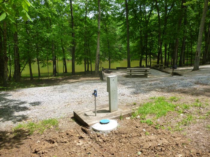 Lodging at Poole Knobs in La Vergne, Tennessee