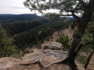 Hike to Falling Rock Overlook