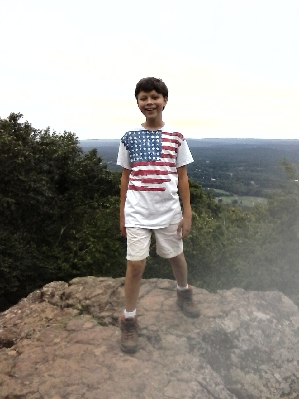 Hike to the Heublein Tower on Talcott Mountain