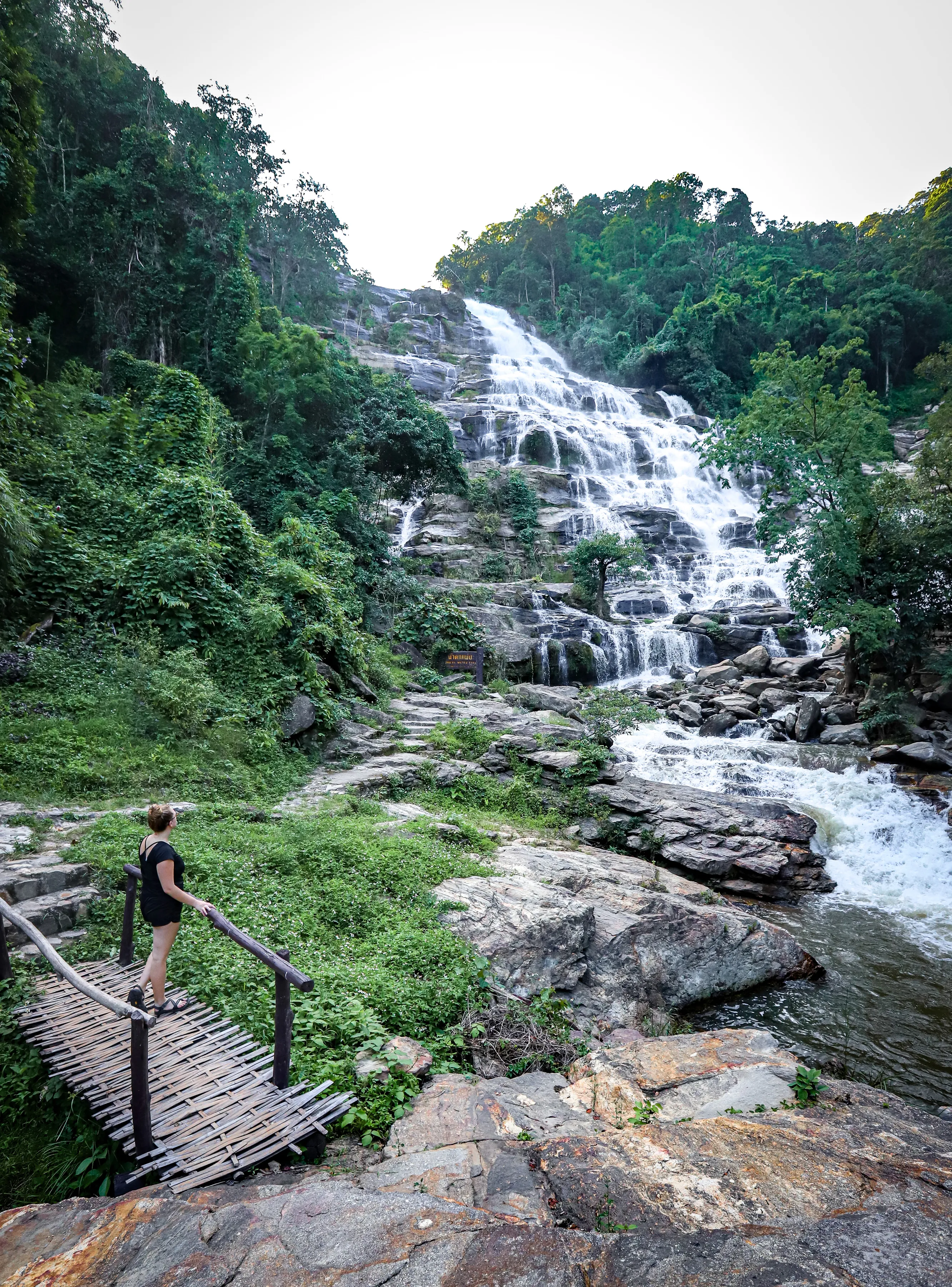 Hike to Mae Ya Waterfall