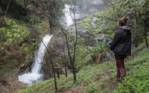 Hike to Mae Pan Waterfall