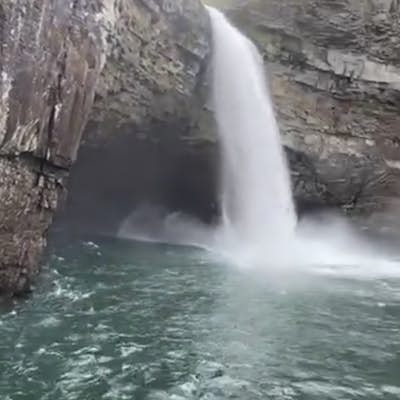Hike to the Base of DeSoto Falls 