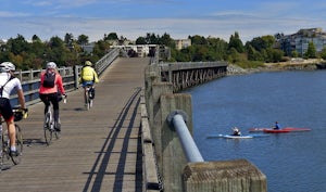 Bike along the Galloping Goose Trail 