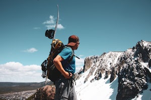 Hike up Paulina Peak