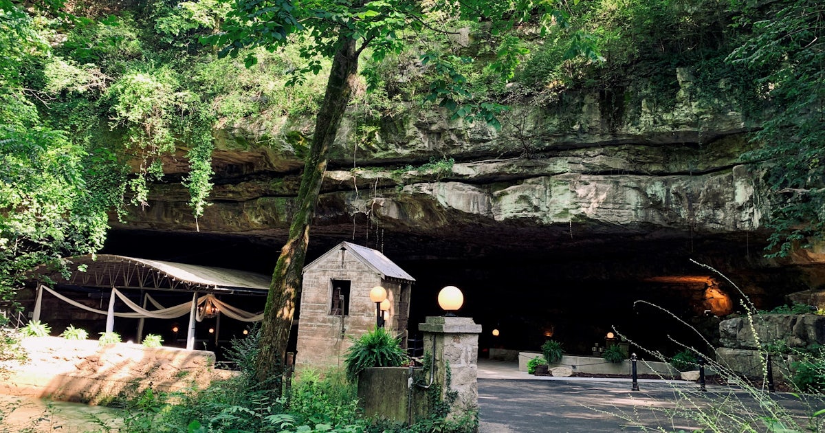 cave tours bowling green ky