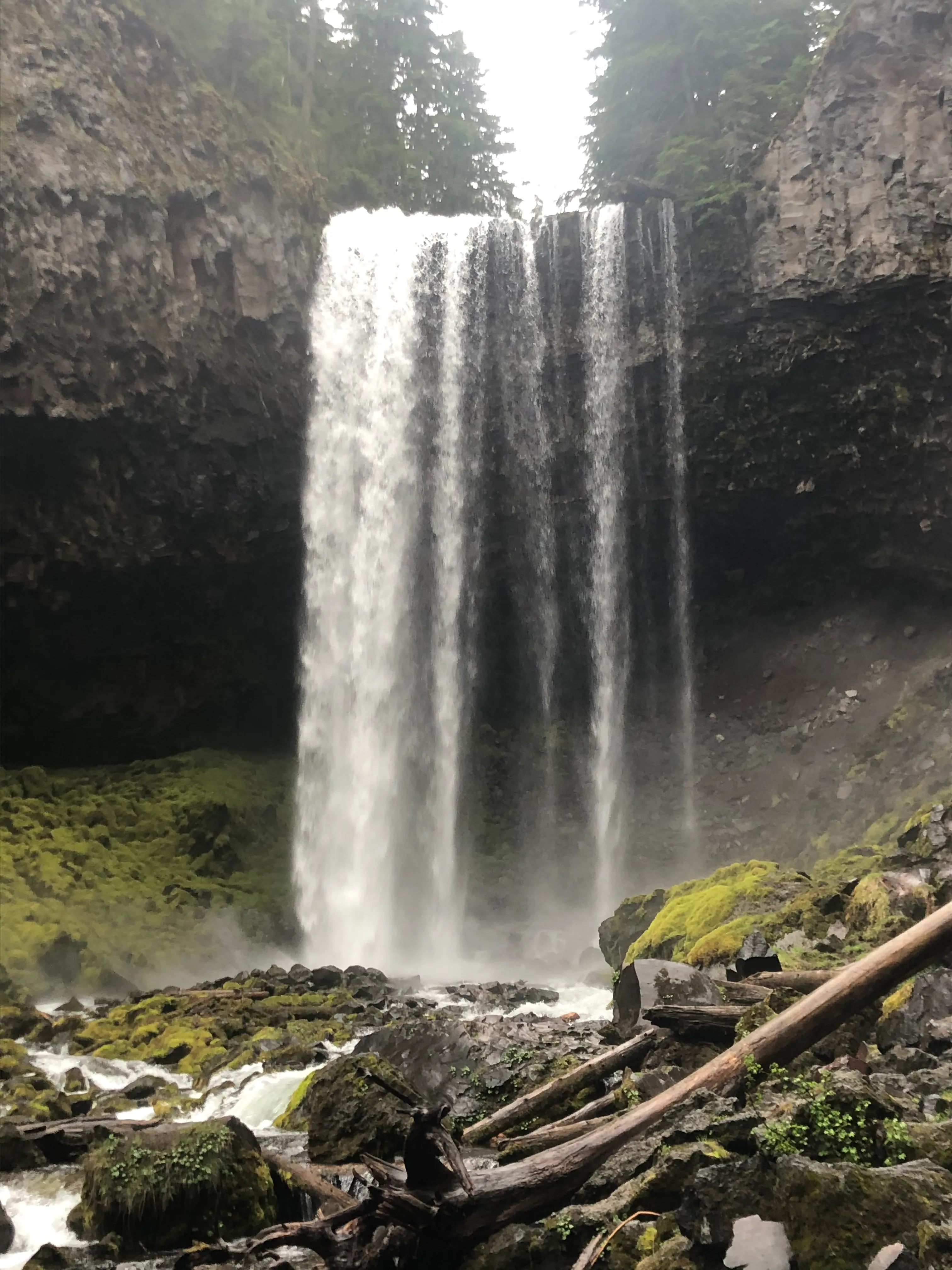 Tamanawas Falls