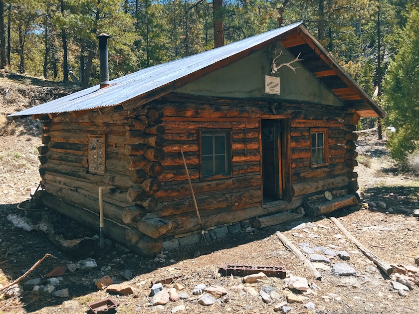 Hike to the Hidden Forest Cabin, Las Vegas, Nevada