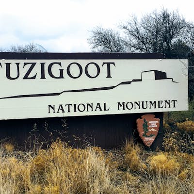 Hike the Tuzigoot Trail 