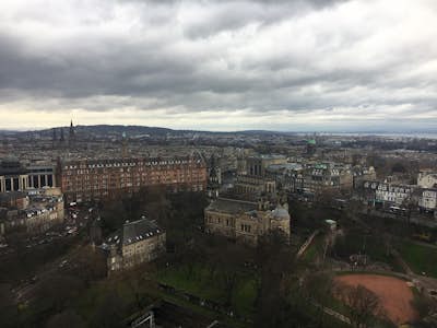 Explore Edinburgh Castle