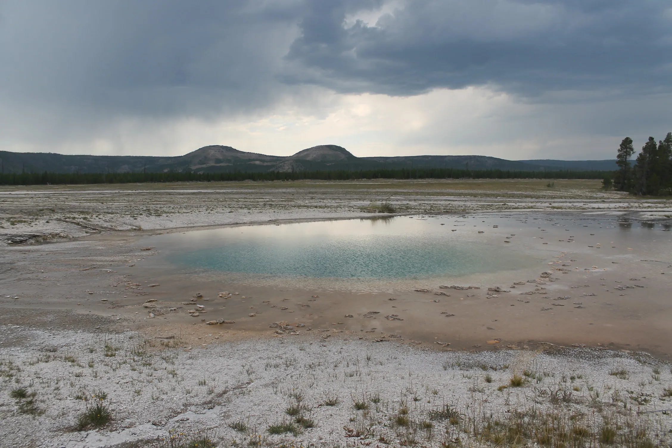 Grand Prismatic Spring Overlook via Fair Falls Trail