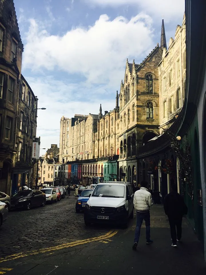 Stroll Victoria Street 