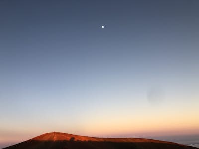 Catch a Sunset and Stargaze at Mauna Kea's Summit 