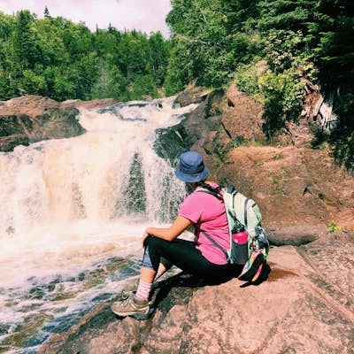 Hike to Devil's Kettle