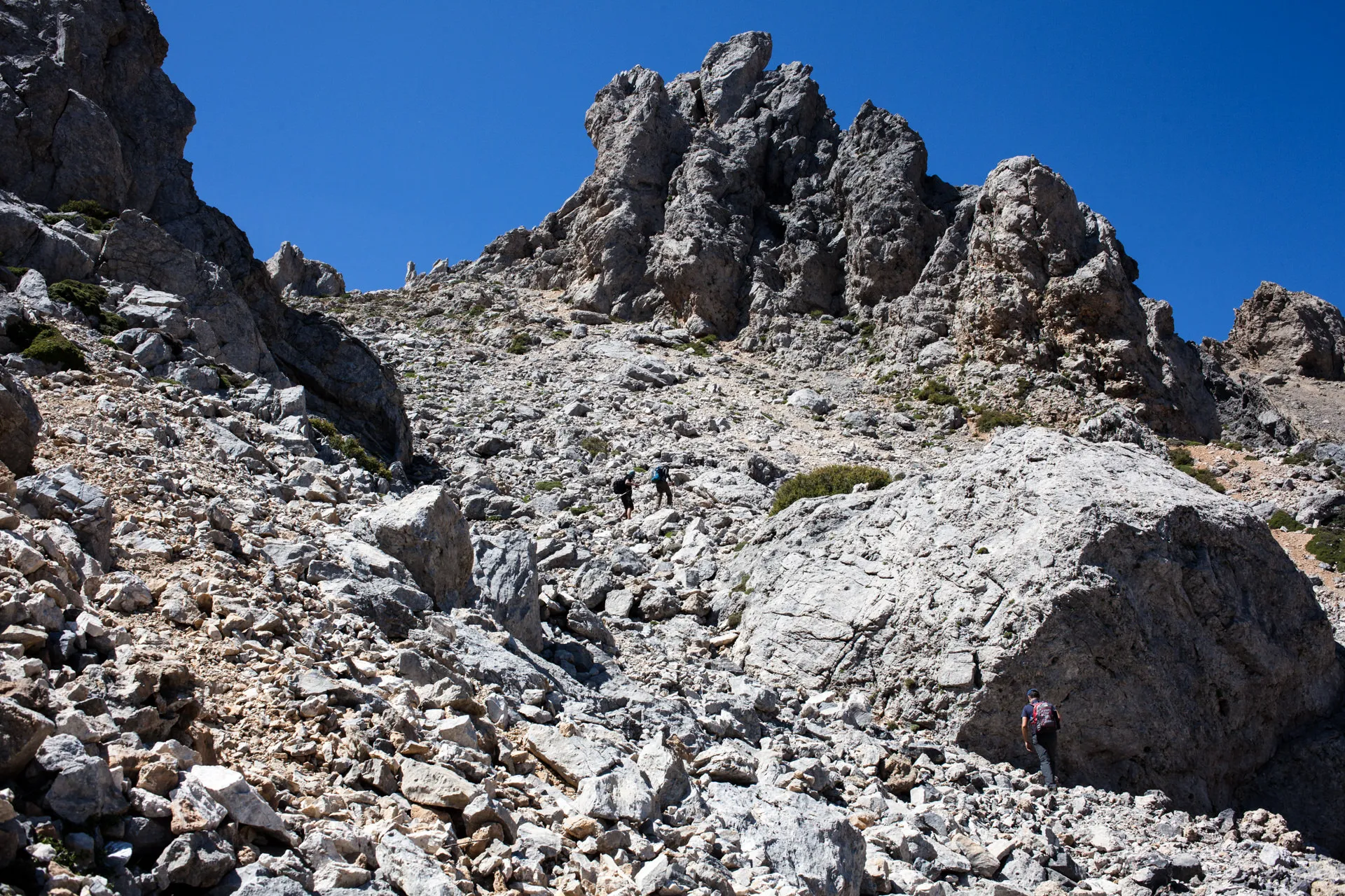 Hike to Gigilos Summit