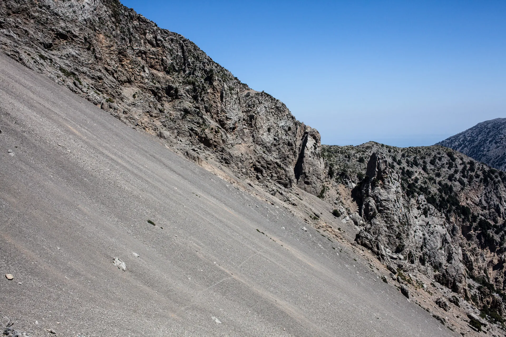 Hike to Gigilos Summit
