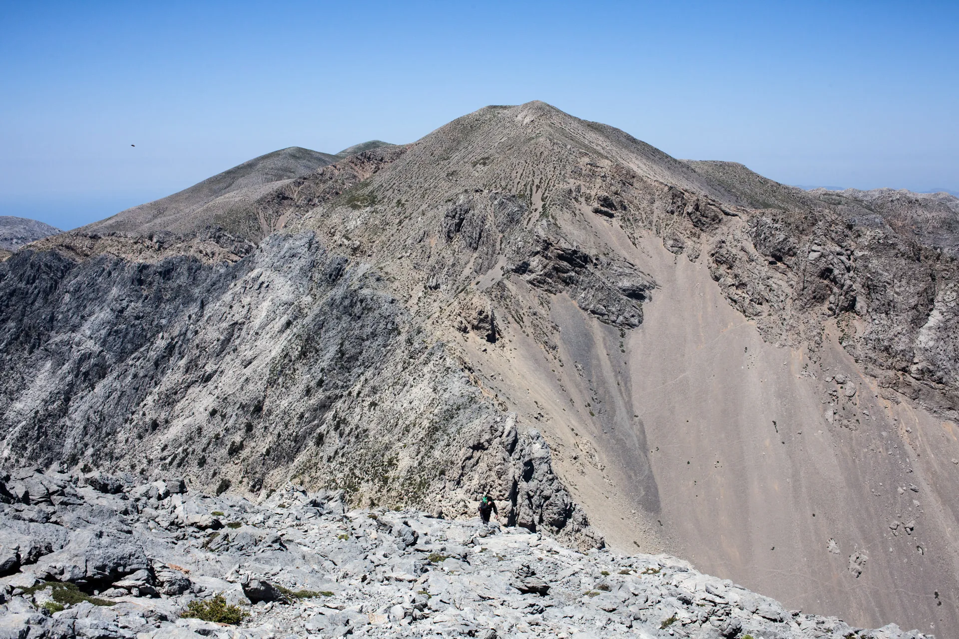Hike to Gigilos Summit