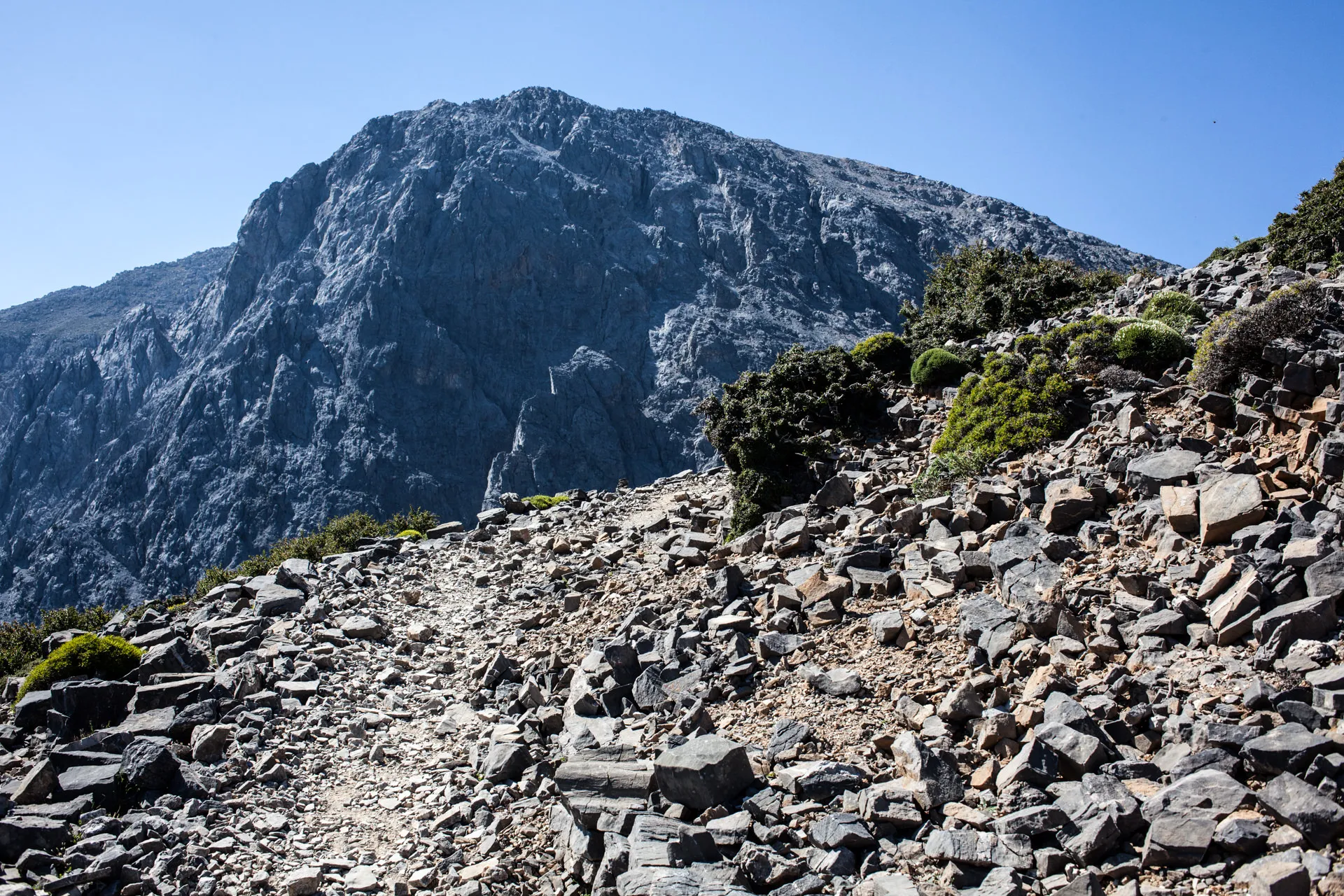 Hike to Gigilos Summit