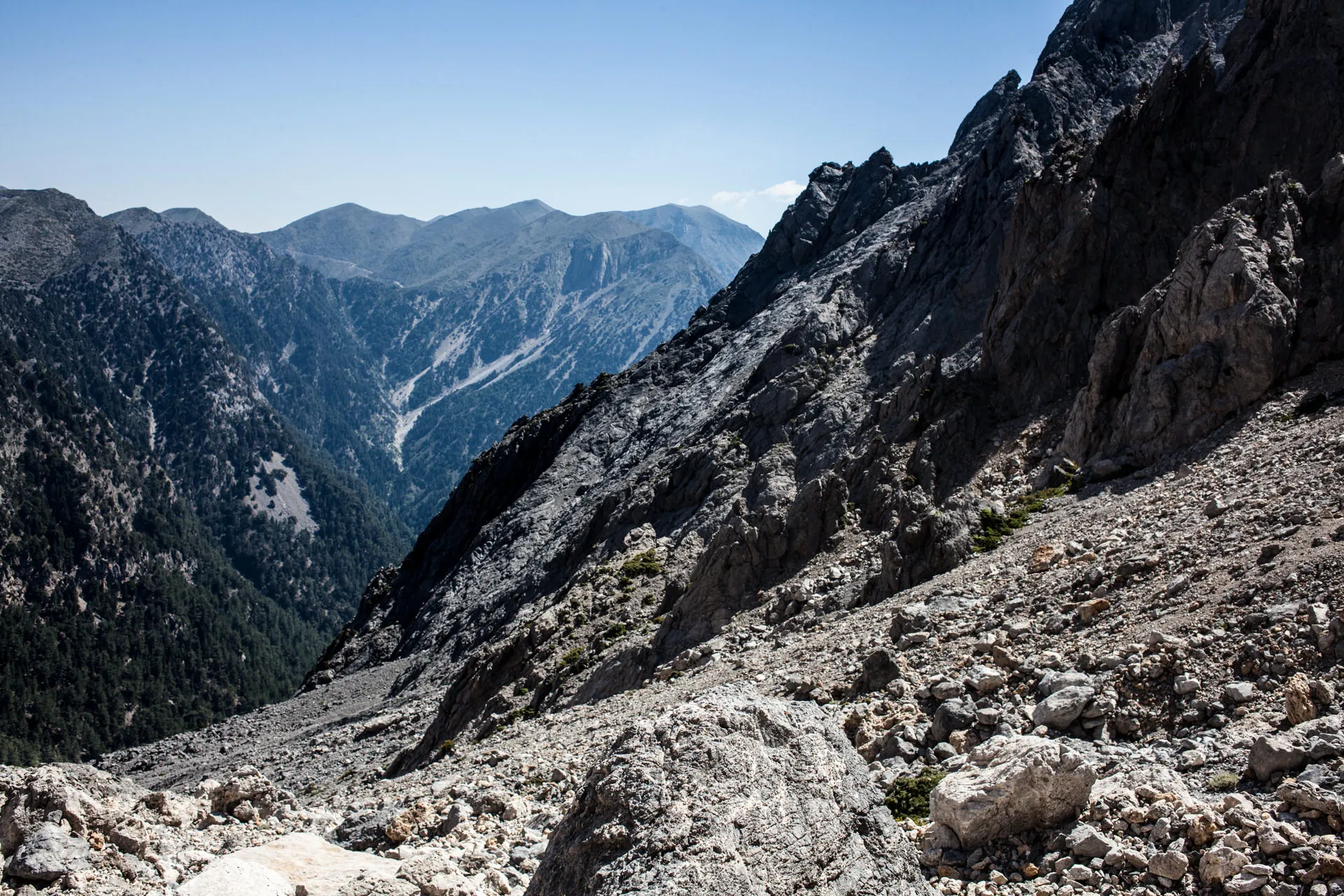 Hike to Gigilos Summit