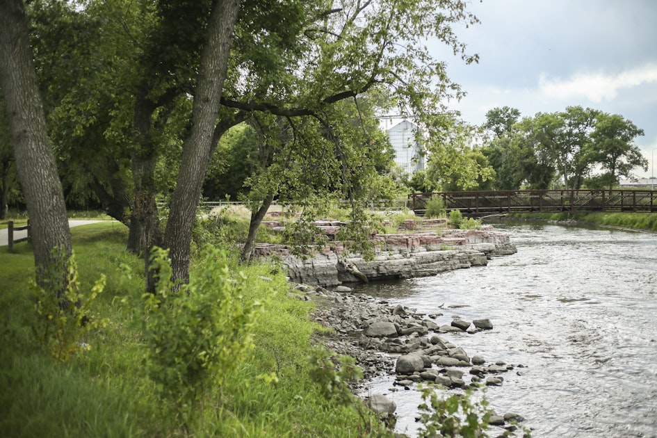Walk the Sioux River Red Rock Trail , Dell Rapids, South Dakota